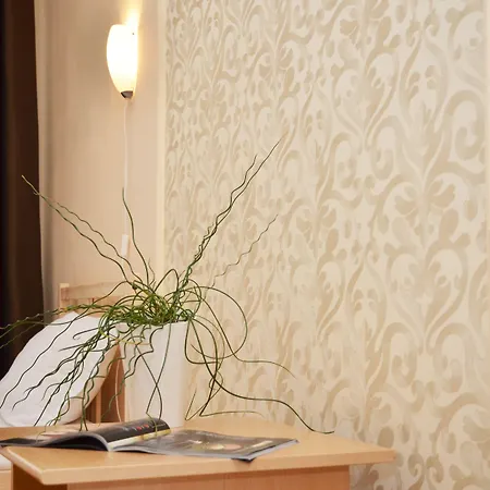 сорбона Хотел