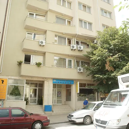 Sorbona Hotel 2*