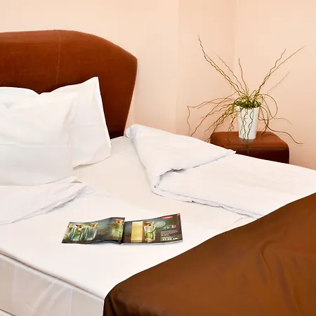 Hotel Sorbona 2*